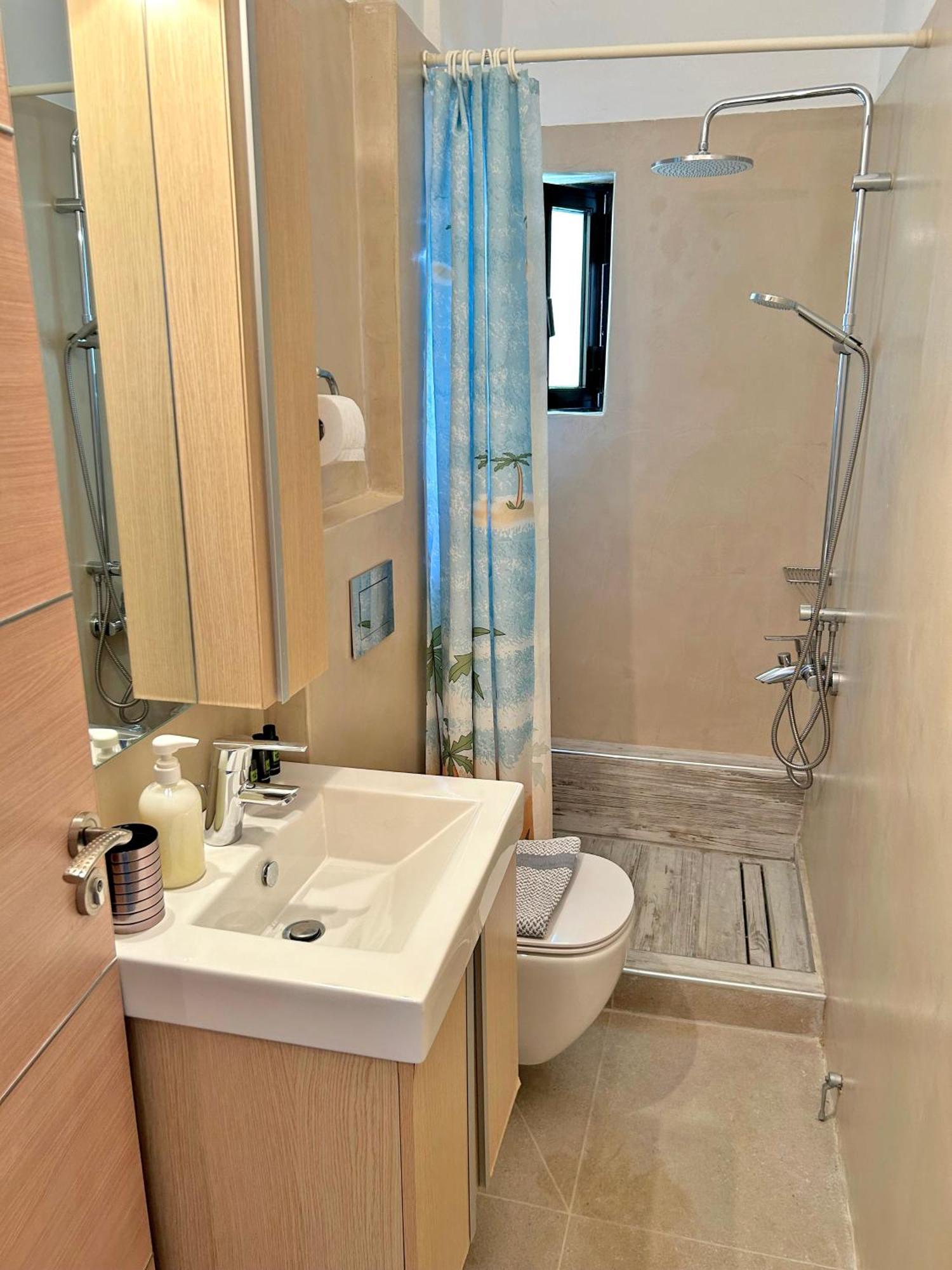 Villa Danae - Seaside Villa With Pool & Hot Tub Piso Livadi Exterior foto